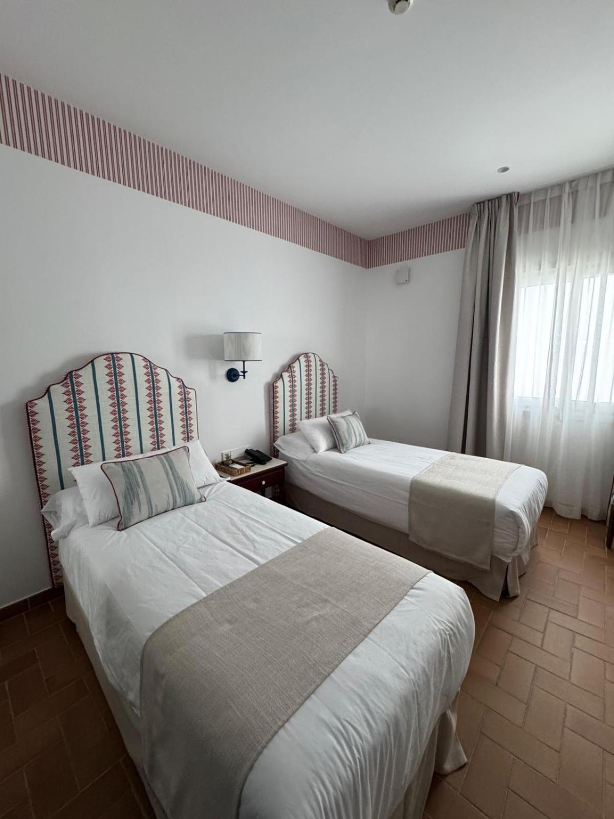 Hotel Toruno Del Rocio El Rocío Exterior foto